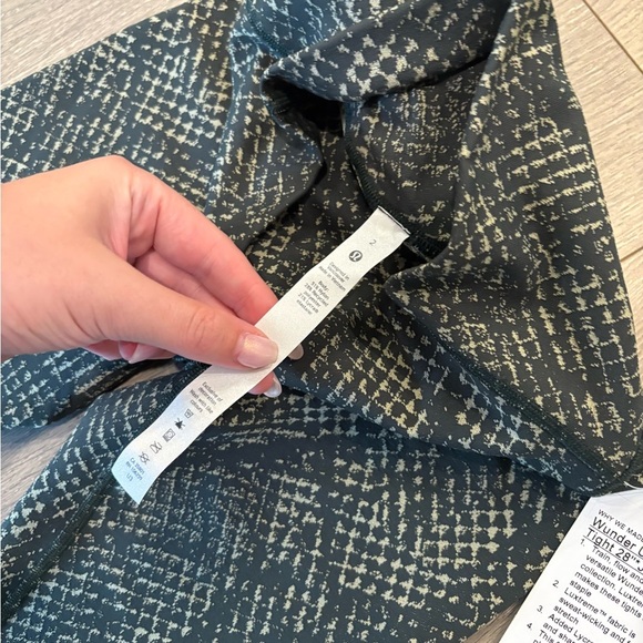 NWT Lululemon Wunder Under High-Rise Tight 28" *Luxtreme size 2 Reptile Green - Picture 6 of 8
